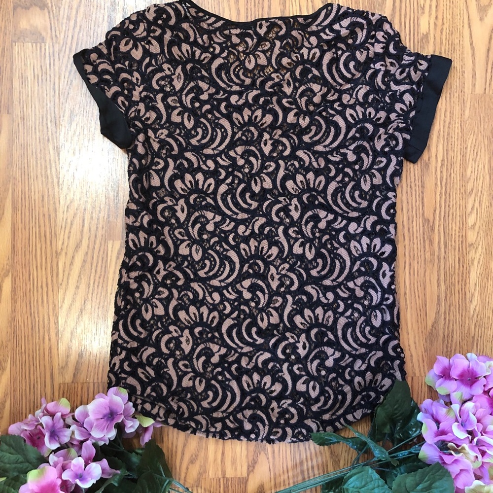 Express Lace top - Picture 2 of 3